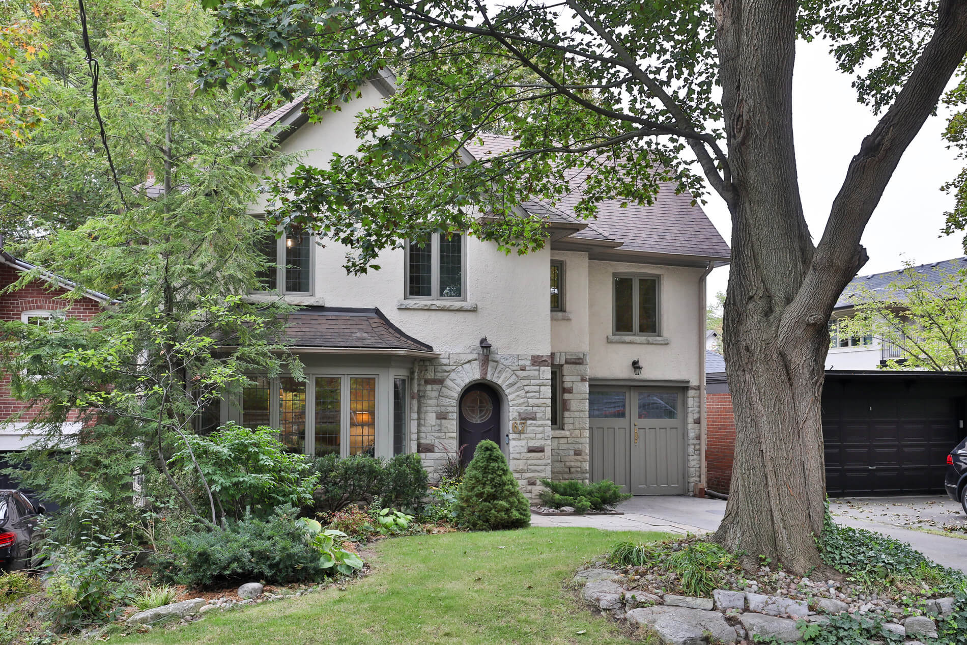12 Garfield Avenue